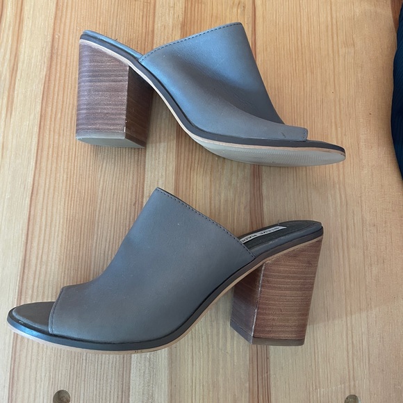 Steve Madden Krizia size 10 Open Toe Clog High Heel Sandal grey gray - Picture 2 of 3